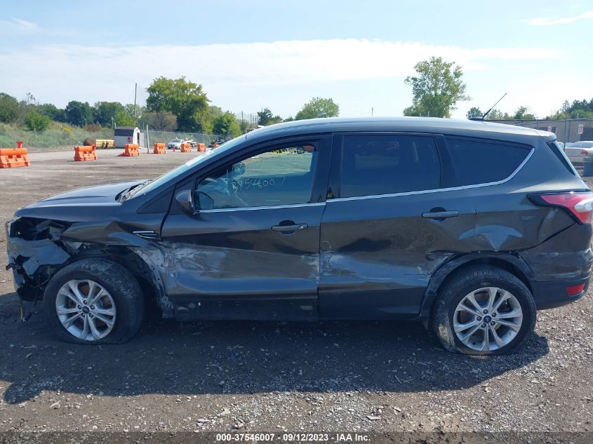 2017 FORD ESCAPE SE - 1FMCU9GD0HUC41829