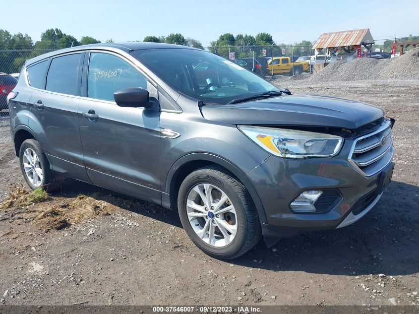 2017 FORD ESCAPE SE - 1FMCU9GD0HUC41829