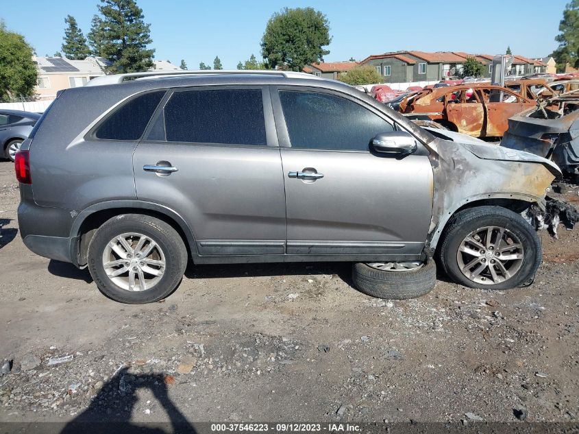 2015 KIA SORENTO LX - 5XYKT4A65FG592881