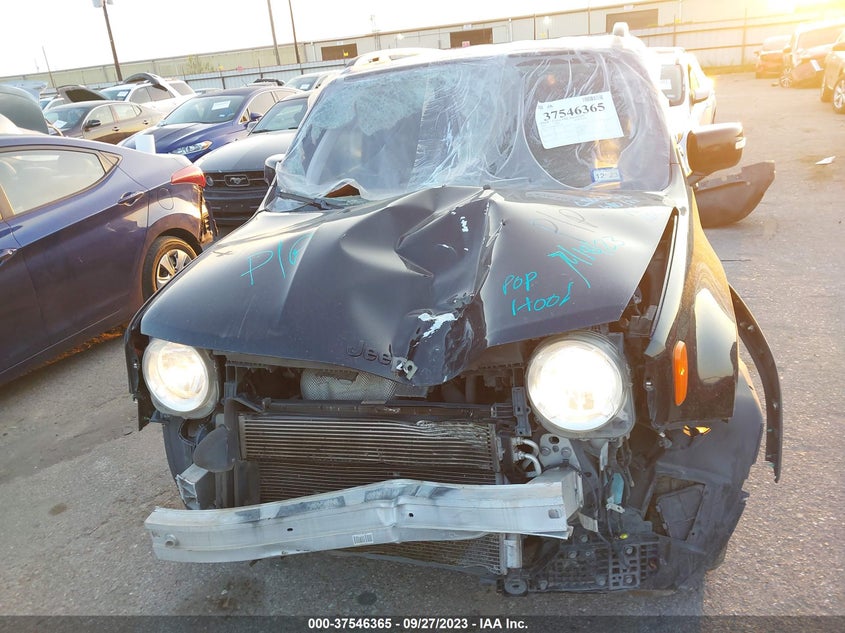 VIN ZACCJABB9JPH77433 2018 JEEP RENEGADE LATITUDE
