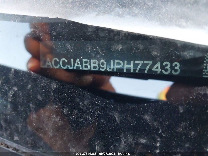 VIN ZACCJABB9JPH77433 2018 JEEP RENEGADE LATITUDE
