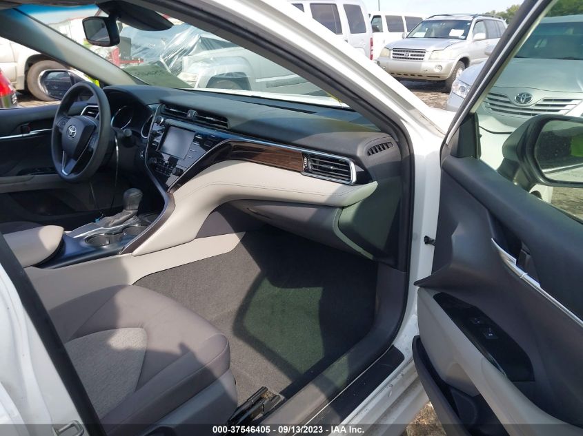 2018 TOYOTA CAMRY L/LE/XLE/SE/XSE - 4T1B11HK9JU506398