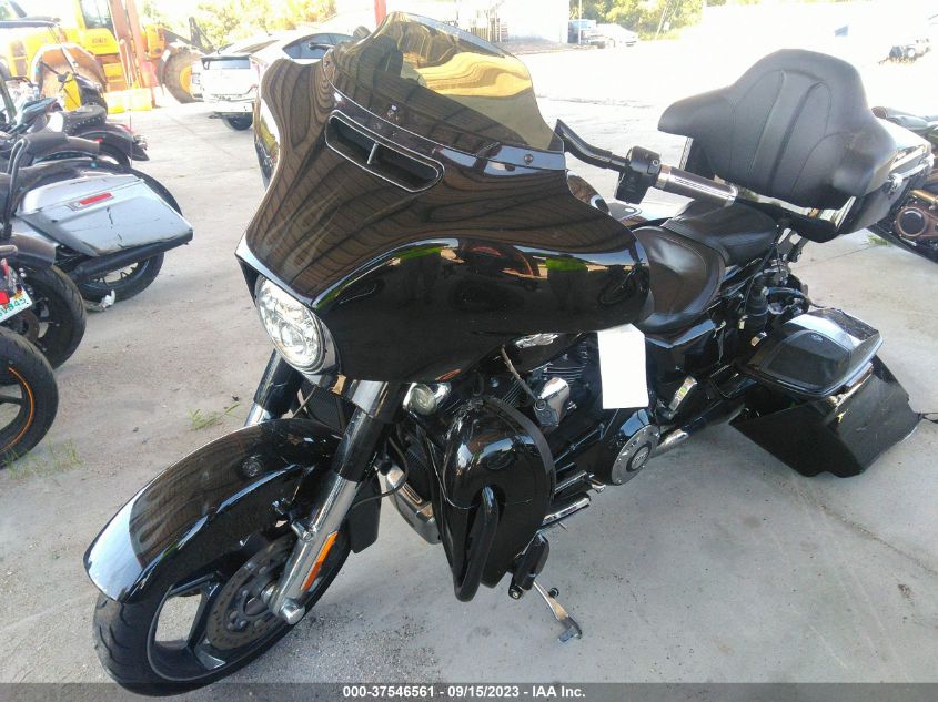 2016 HARLEY-DAVIDSON FLHXSE CVO STREET GLIDE 1HD1PXN16GB958521