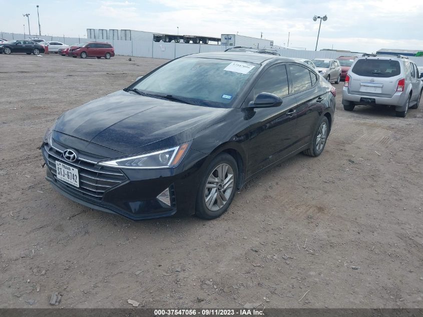 KMHD84LF5LU000778 Hyundai Elantra SEL 2