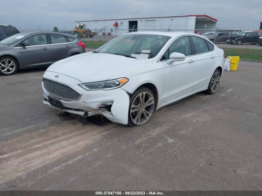 3FA6P0D95LR118263 Ford Fusion TITANIUM 2