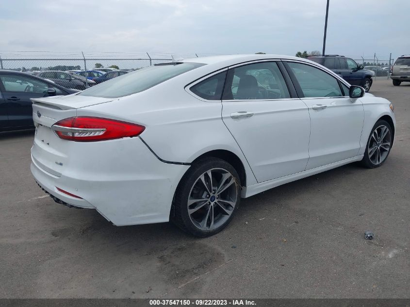 3FA6P0D95LR118263 Ford Fusion TITANIUM 4