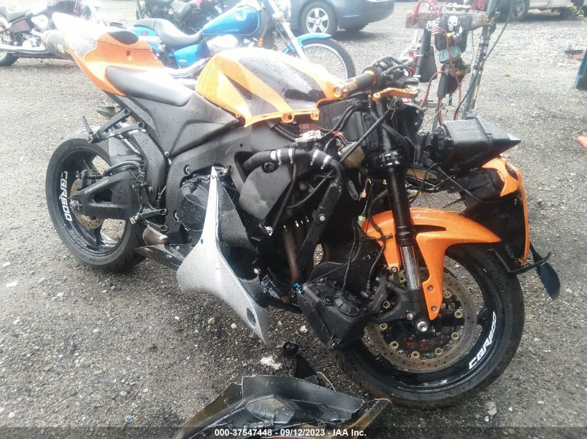 2008 HONDA CBR600 RR - JH2PC40088M106348