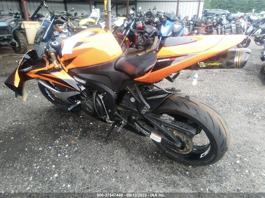 2008 HONDA CBR600 RR - JH2PC40088M106348