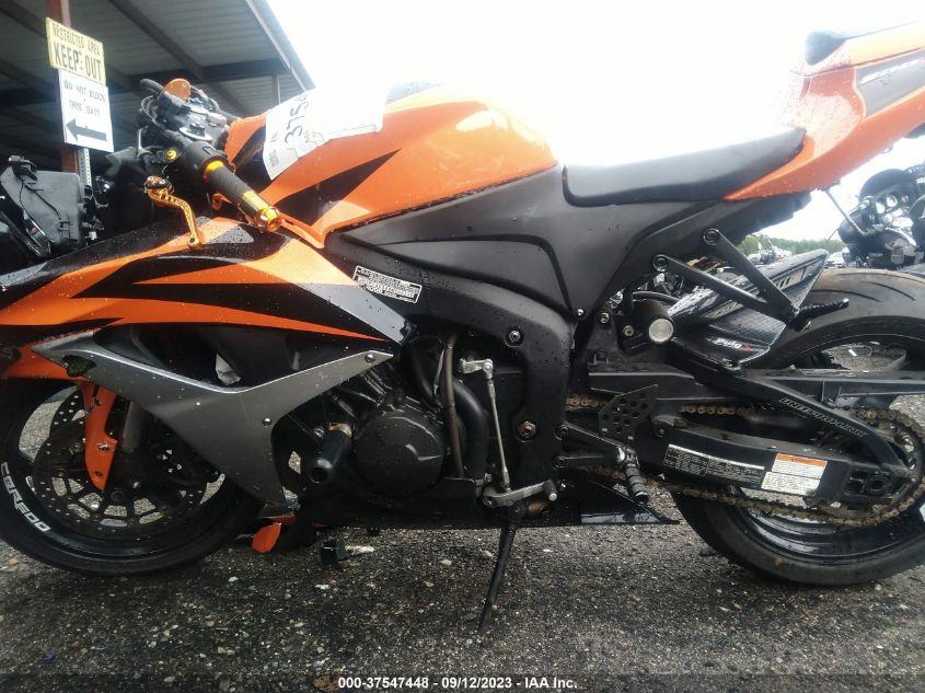 2008 HONDA CBR600 RR - JH2PC40088M106348