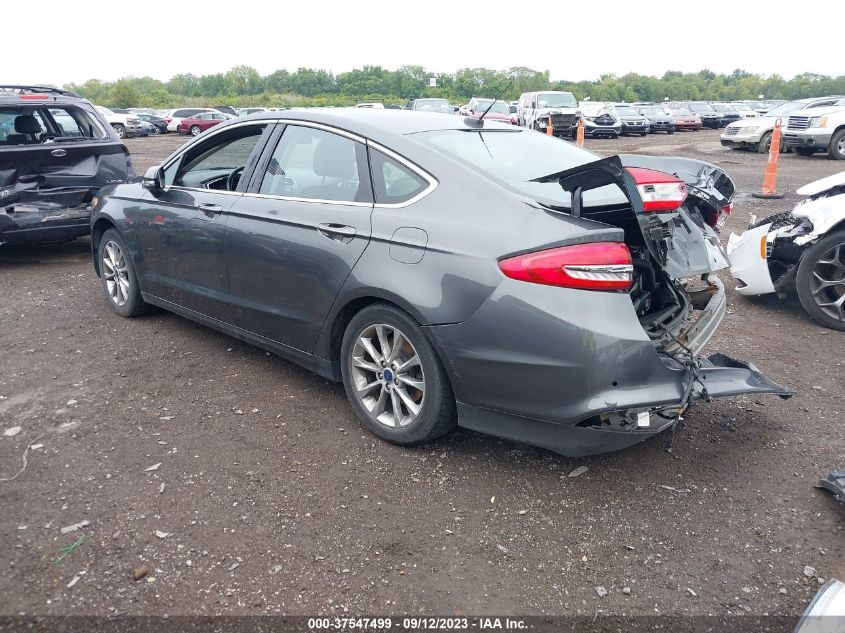2017 FORD FUSION SE - 3FA6P0HD5HR185872
