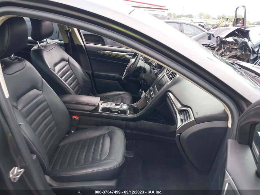 2017 FORD FUSION SE - 3FA6P0HD5HR185872
