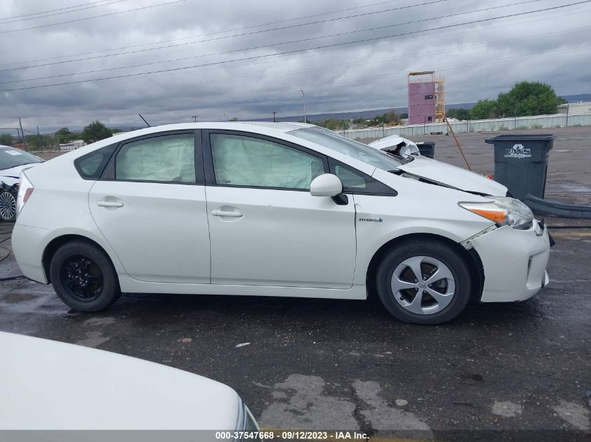 2015 TOYOTA PRIUS FOUR - JTDKN3DUXF1971650