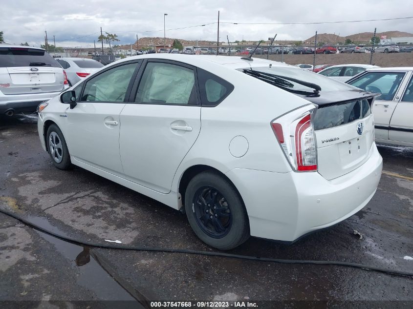 2015 TOYOTA PRIUS FOUR - JTDKN3DUXF1971650