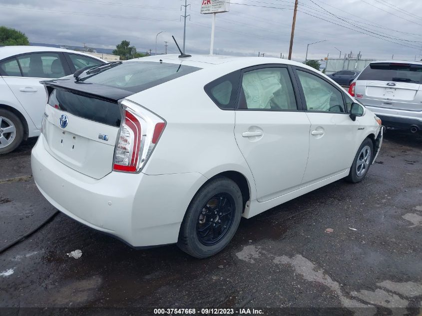 2015 TOYOTA PRIUS FOUR - JTDKN3DUXF1971650