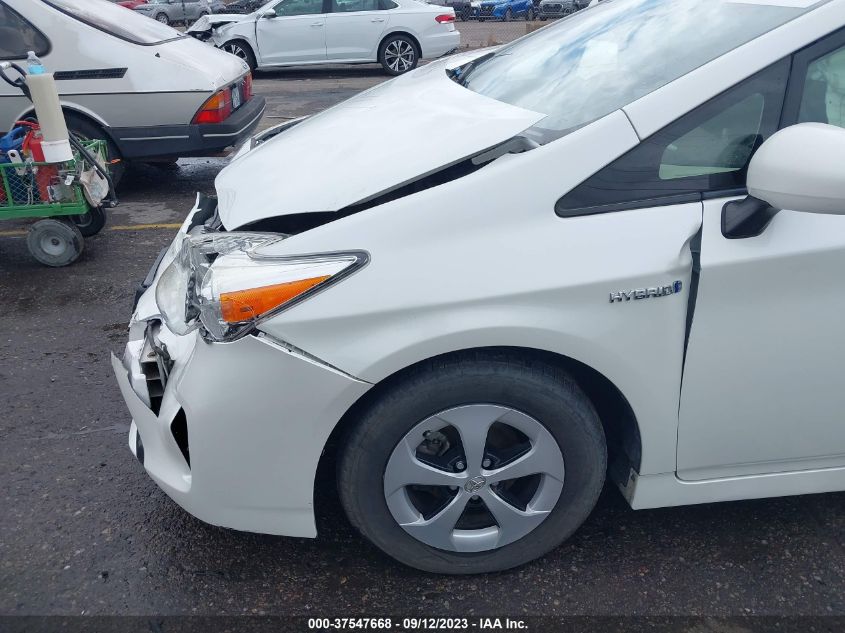 2015 TOYOTA PRIUS FOUR - JTDKN3DUXF1971650