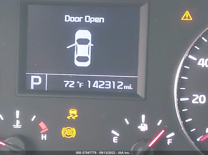 2014 KIA CADENZA PREMIUM KNALN4D70E5137914