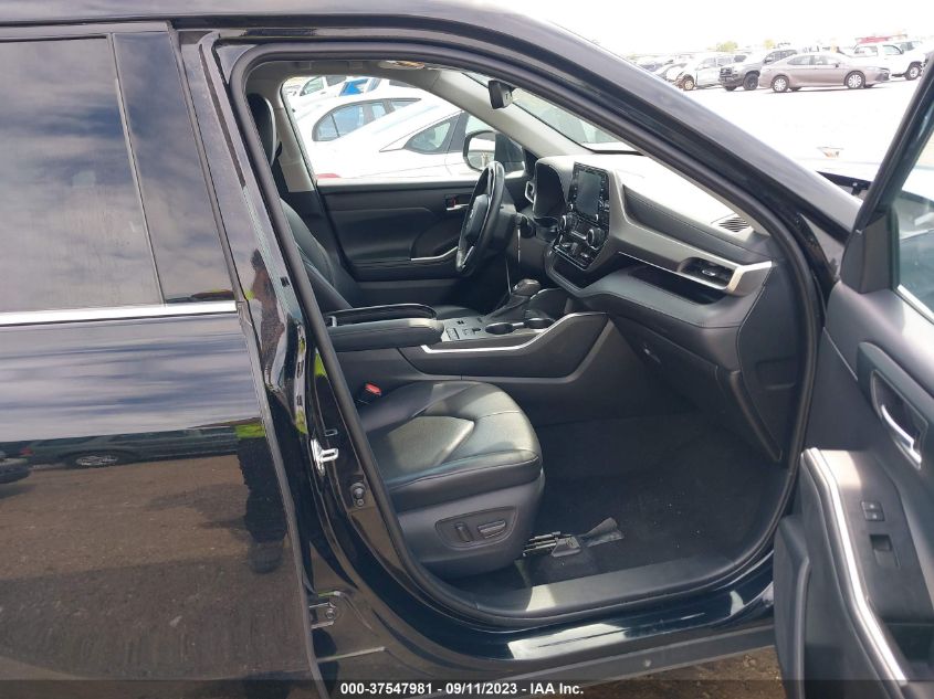 2021 TOYOTA HIGHLANDER XLE - 5TDGZRAH2MS065514