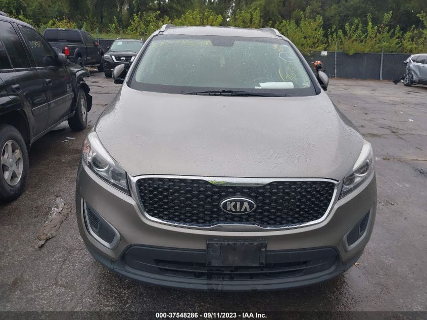 2016 KIA SORENTO LX - 5XYPGDA59GG035782