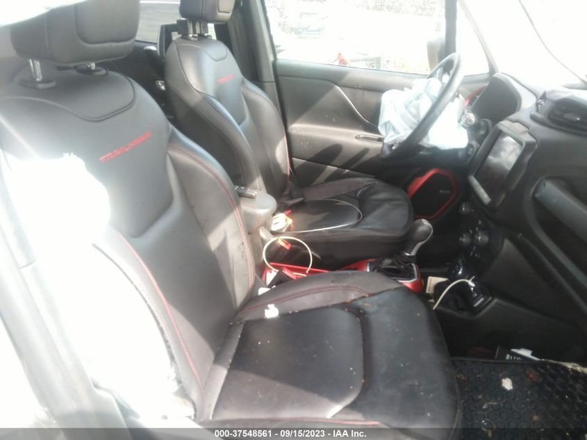 2021 JEEP RENEGADE TRAILHAWK - ZACNJDC18MPM22397