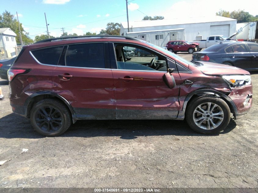 2018 FORD ESCAPE SE - 1FMCU9GD3JUA60035