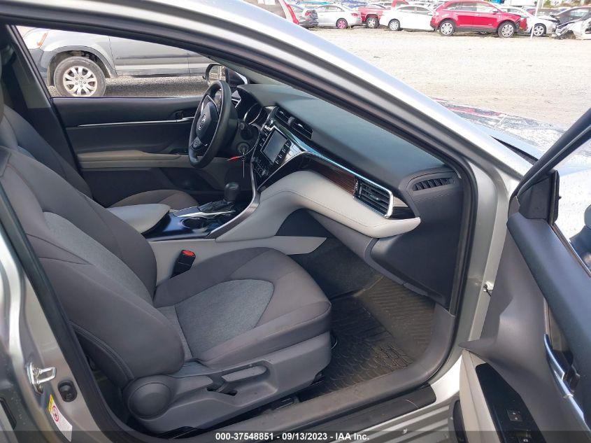 2018 TOYOTA CAMRY LE/SE/XLE/L - 4T1B11HK0JU112353