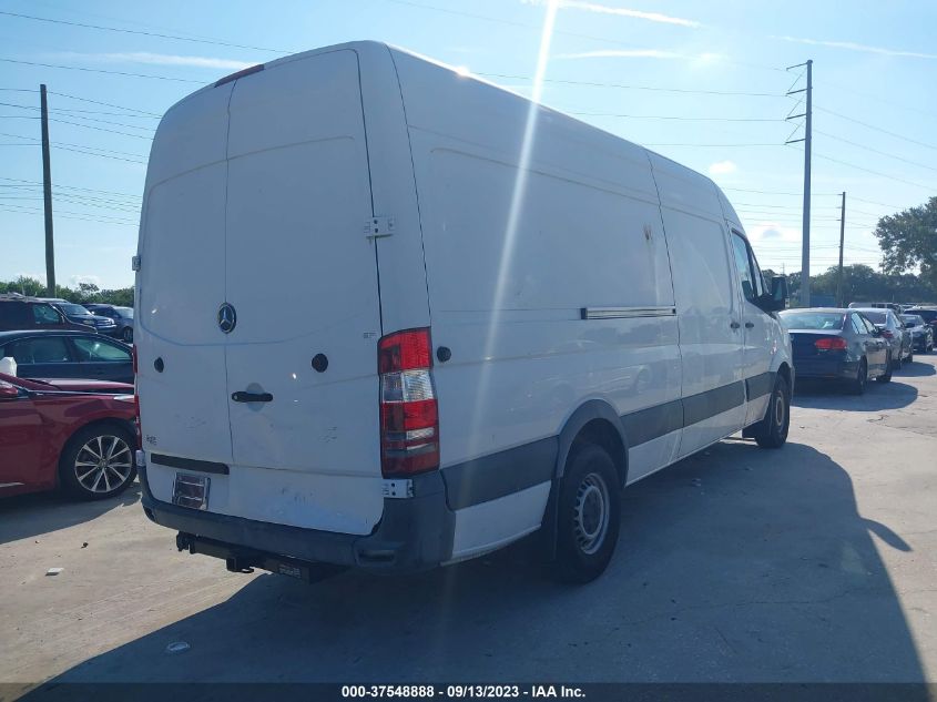 2014 MERCEDES-BENZ SPRINTER CARGO VANS WD3PE8DC8E5858131