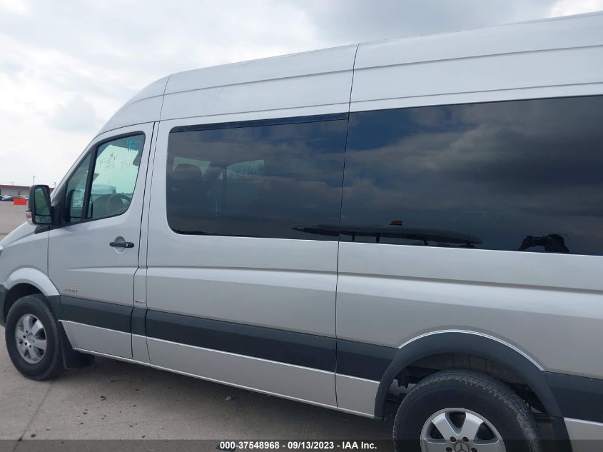 2016 MERCEDES-BENZ SPRINTER PASSENGER VANS WDZPE7DD6GP231881