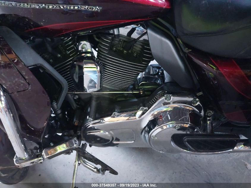 2015 HARLEY-DAVIDSON FLTRUSE CVO ROAD GLIDE 1HD1TAN15FB958968