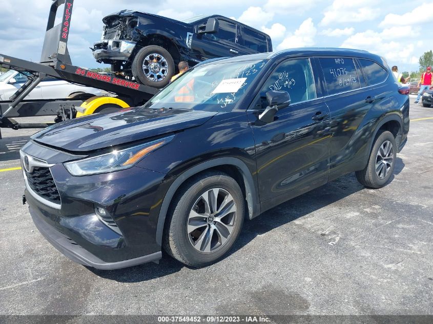 2021 TOYOTA HIGHLANDER XLE - 5TDGZRAH3MS041075