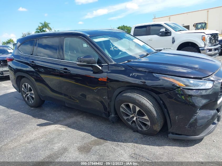 2021 TOYOTA HIGHLANDER XLE - 5TDGZRAH3MS041075