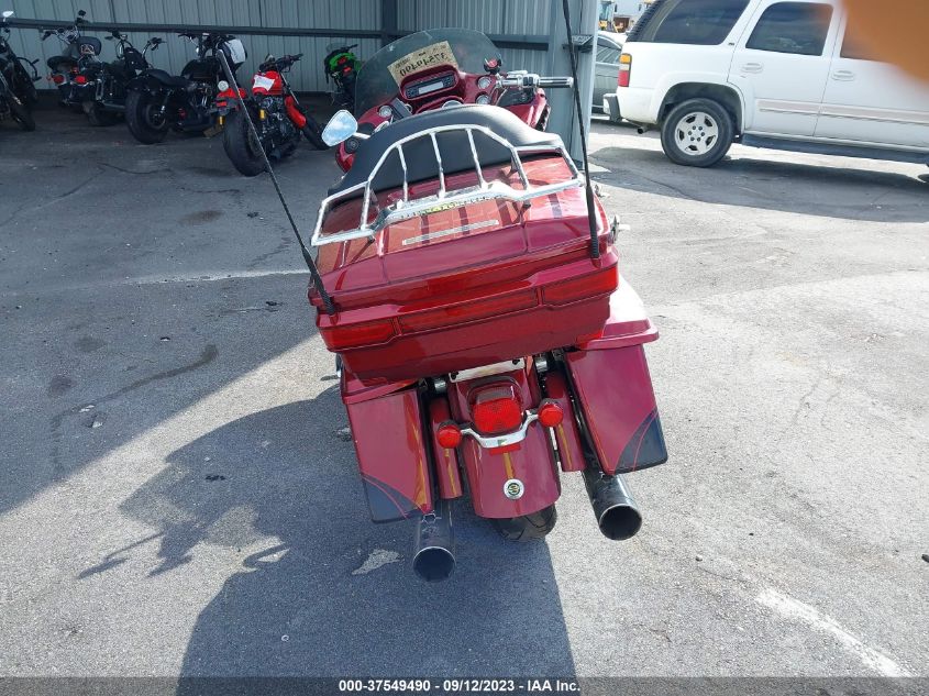2011 HARLEY-DAVIDSON FLTRUSE 1HD1TA810BB954932