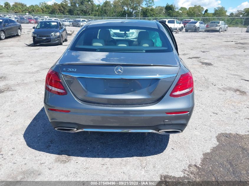 WDDZF4JB1KA563235 2019 MERCEDES-BENZ E-CLASS, photo no. 16