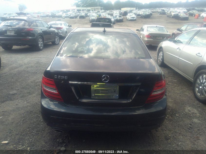2014 MERCEDES-BENZ C-CLASS C 250 - WDDGF4HB1ER315828