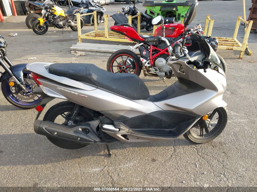 2016 HONDA PCX 150 RLHKF1809GY101261