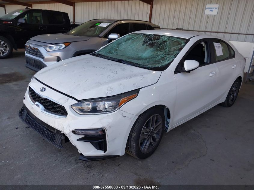 3KPF34AD3KE135848 Kia Forte GT LINE/S 2