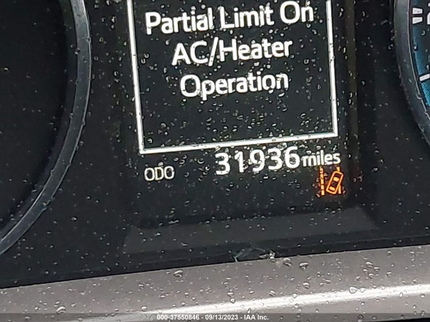 2017 TOYOTA RAV4 HYBRID XLE/LE PLUS JTMRJREV2HD137572