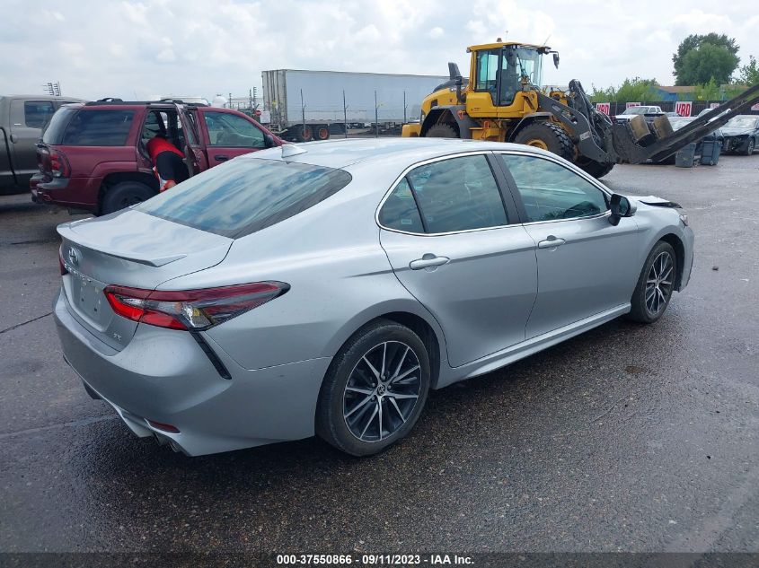2022 TOYOTA CAMRY SE - 4T1G11AK3NU618202