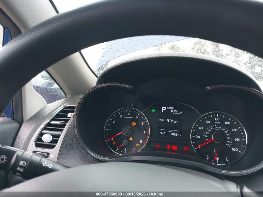 2017 KIA FORTE LX - 3KPFK4A77HE063185