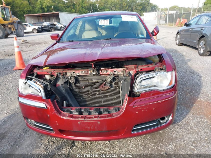 2013 CHRYSLER 300 - 2C3CCAAG4DH575116