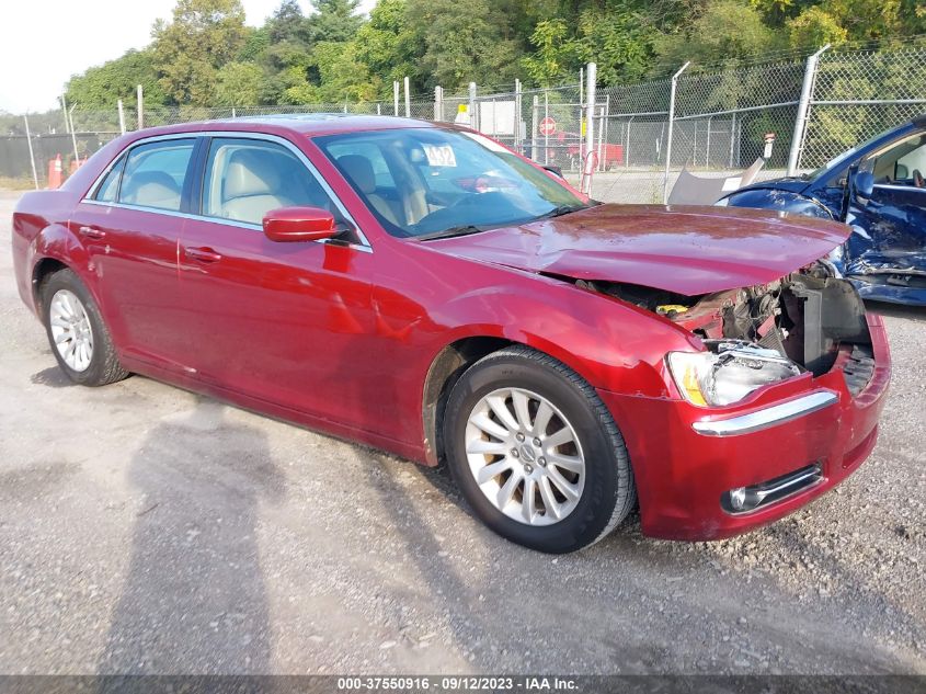 2013 CHRYSLER 300 - 2C3CCAAG4DH575116