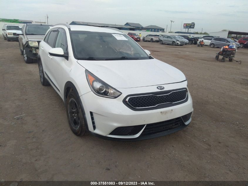 KNDCB3LCXK5251368 Kia Niro LX