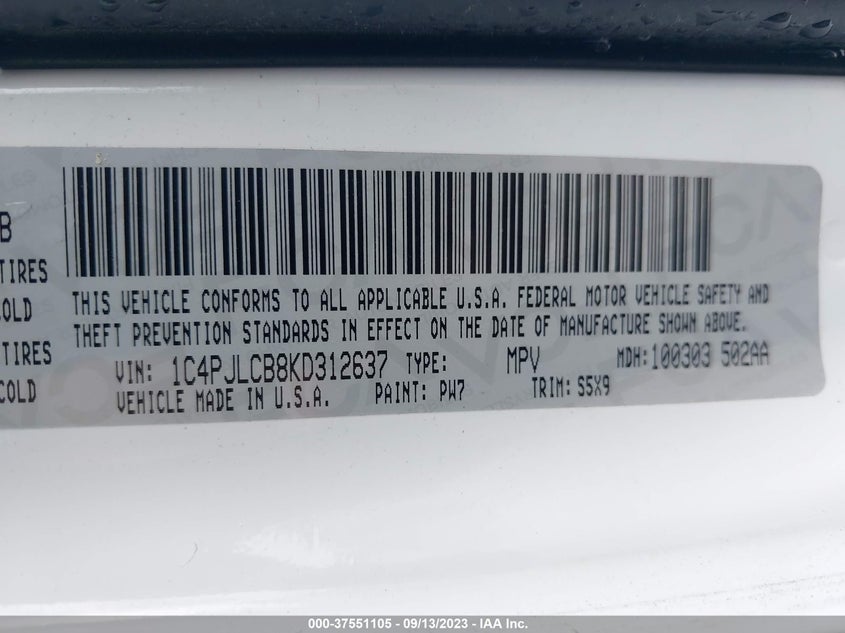 VIN 1C4PJLCB8KD312637 2019 JEEP CHEROKEE LATITUDE