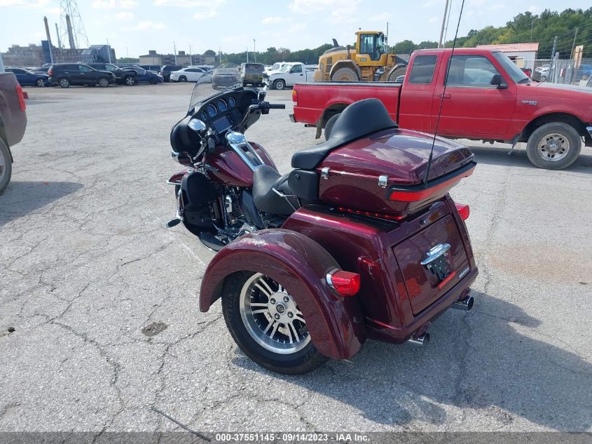2015 HARLEY-DAVIDSON FLHTCUTG TRI GLIDE ULTRA 1HD1MAL19FB859893