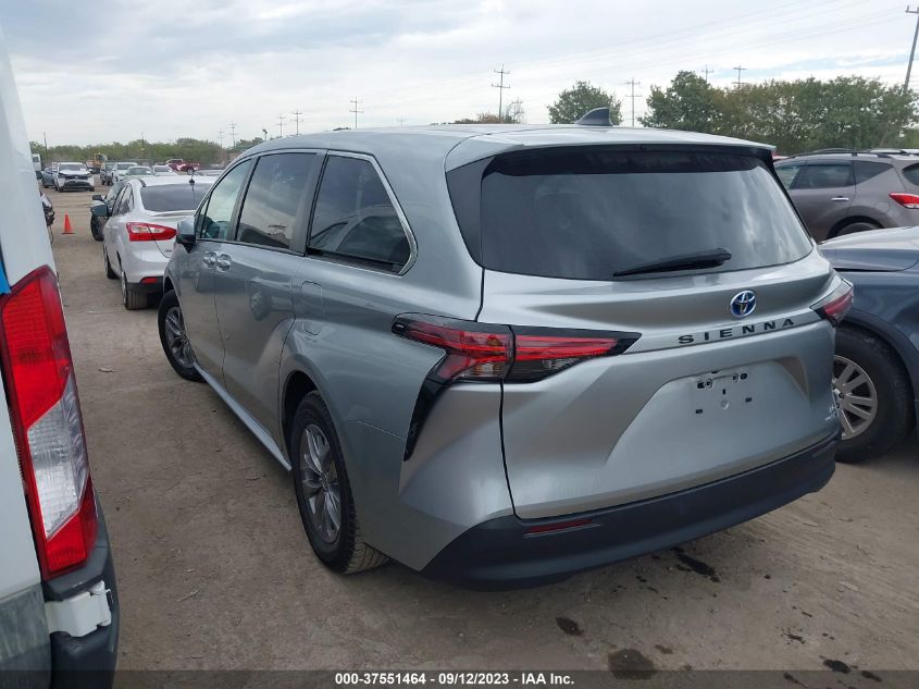 2022 TOYOTA SIENNA LE - 5TDKRKEC9NS082294