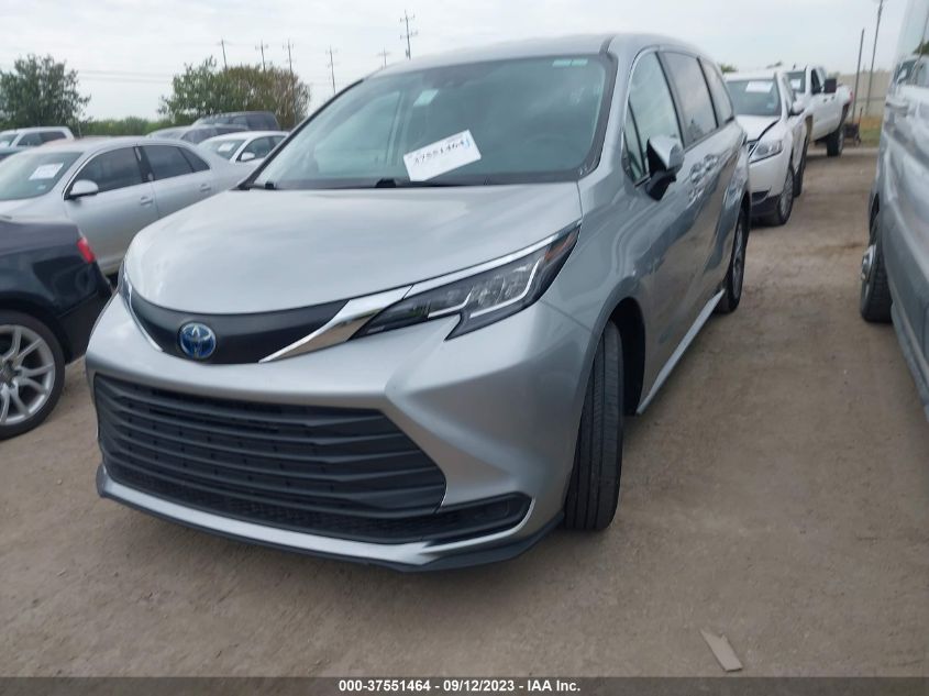2022 TOYOTA SIENNA LE - 5TDKRKEC9NS082294