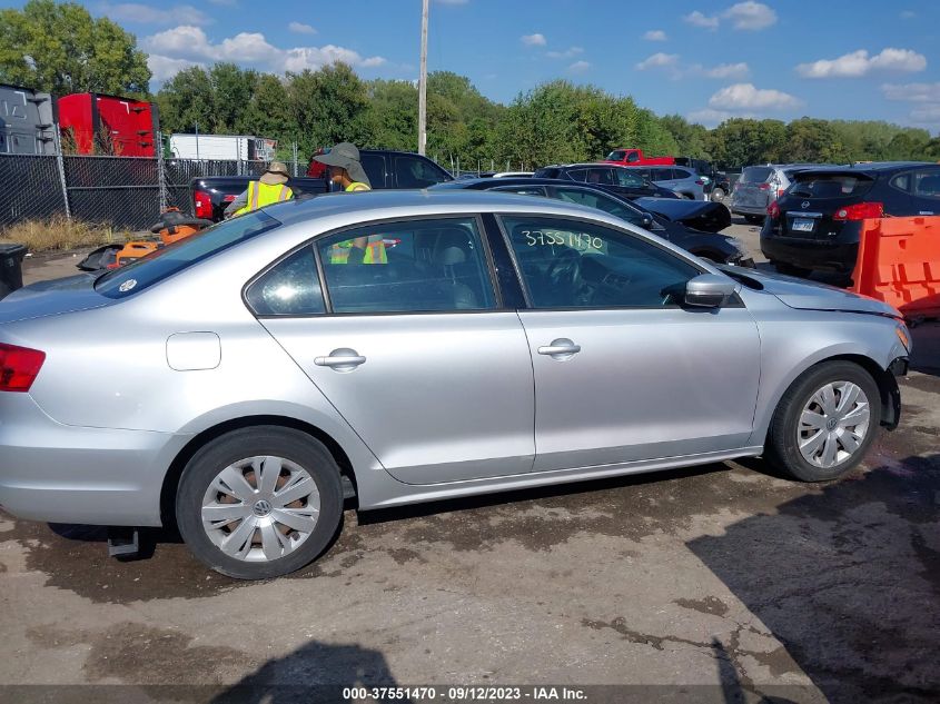 2014 VOLKSWAGEN JETTA SEDAN SE - 3VWD17AJ6EM247605