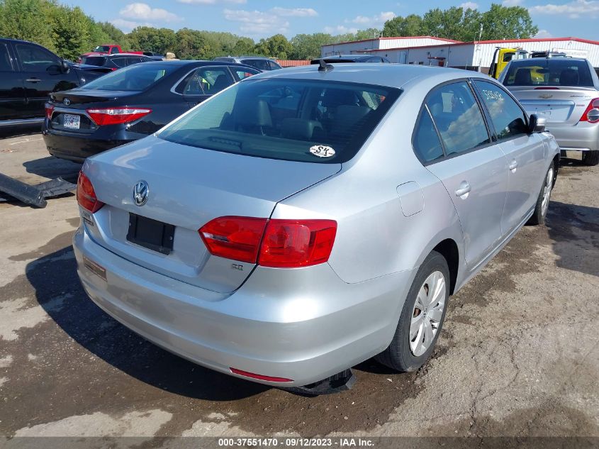 2014 VOLKSWAGEN JETTA SEDAN SE - 3VWD17AJ6EM247605