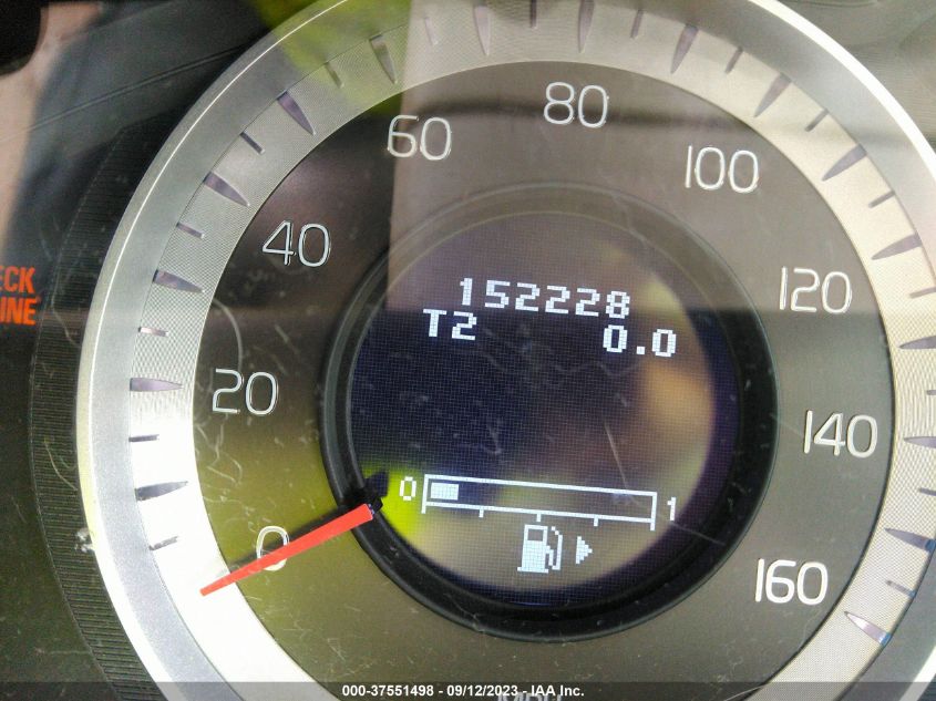 2013 VOLVO XC70 T6 - YV4902BZ2D1161851
