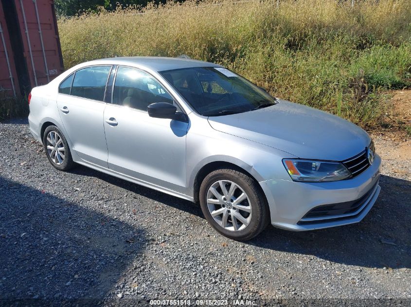 2015 VOLKSWAGEN JETTA 1.8T SE - 3VWD17AJ8FM222951