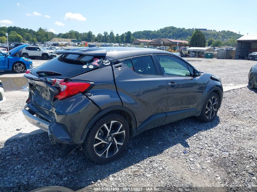 NMTKHMBXXMR139850 Toyota C-HR LE/XLE/LIMITED/NIGHTSHADE 4